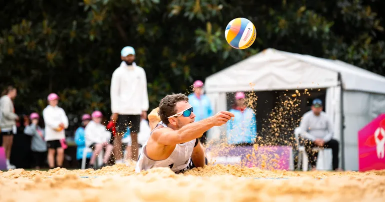 Schweizer Beachvolleyballer gewinnen Silber und Bronze am Challenge-Turnier auf den Philippinen